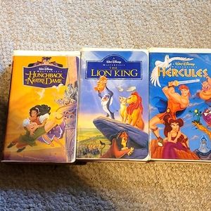 3 VHS Walt Disney movies